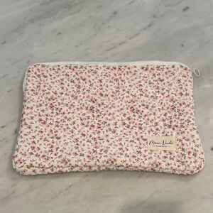 Moon Nude Peony Laptop Sleeve